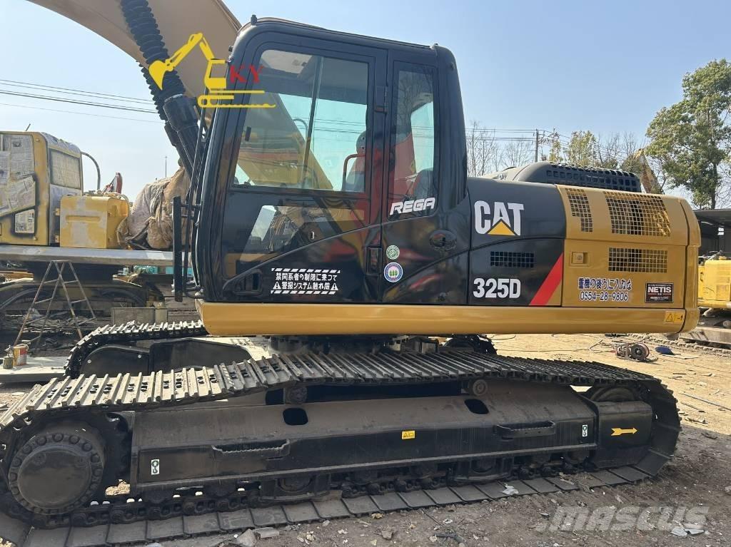 CAT 325 Bagri goseničarji