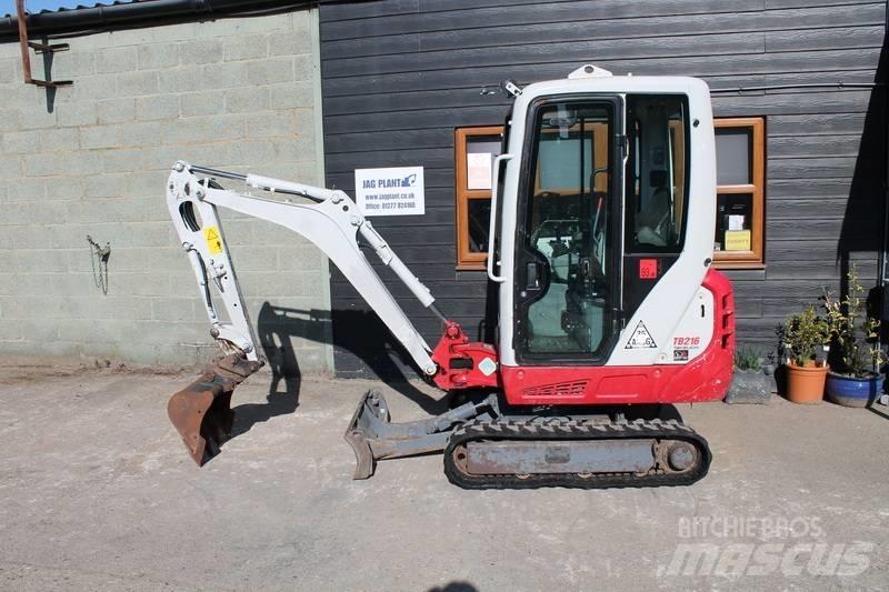 Takeuchi TB216 Mini bagri <7t