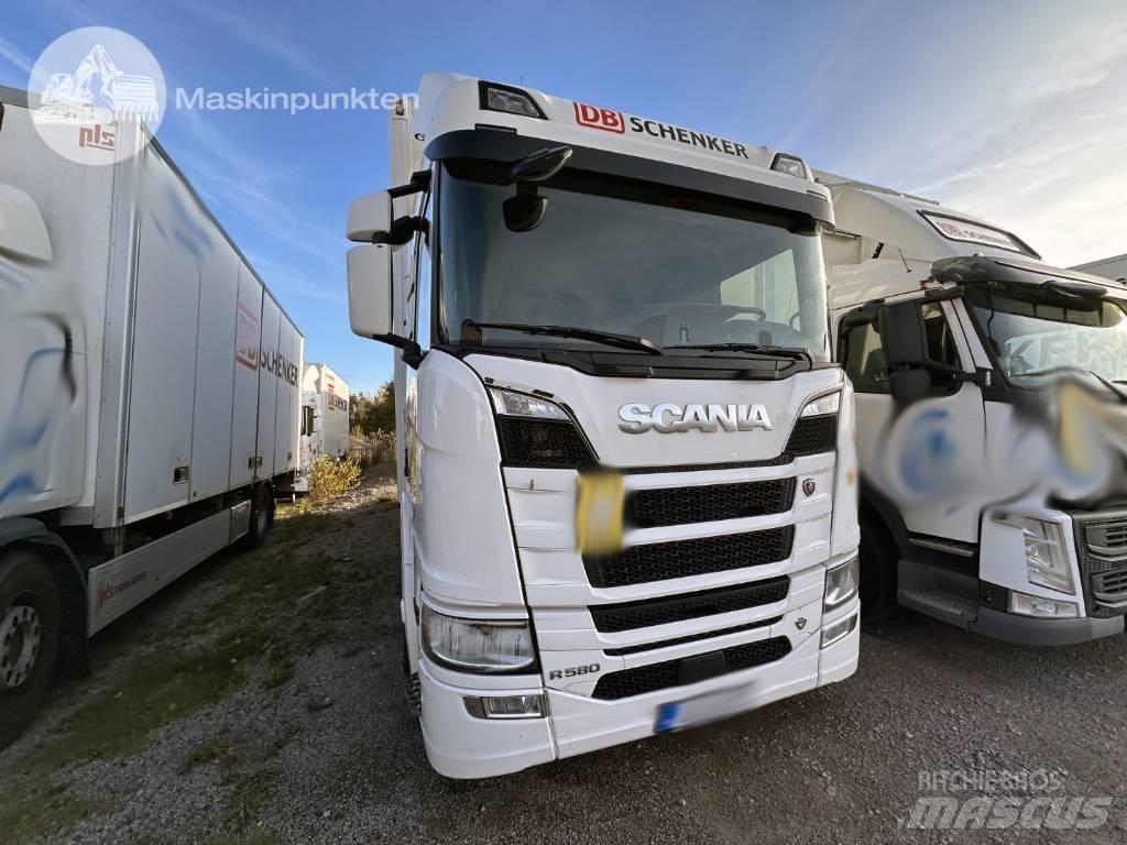 Scania R 580 Tovornjaki zabojniki