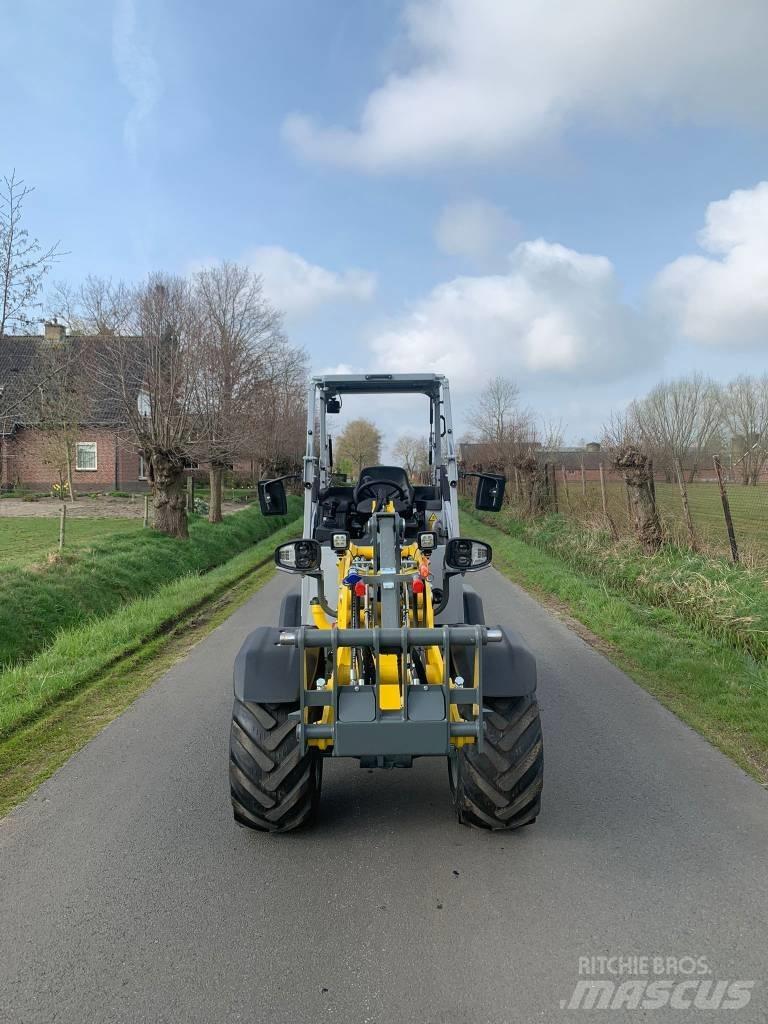 Wacker Neuson WL28 Kolesni nakladalci