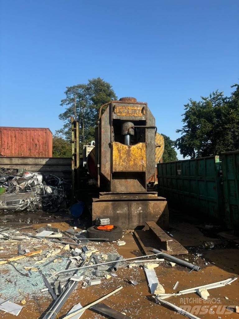 Lefort 400 Centri za ravnanje z odpadki