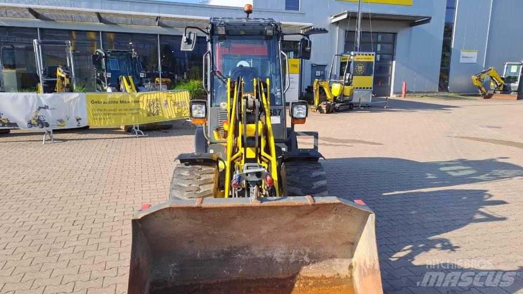 Wacker Neuson WL32 Kolesni nakladalci