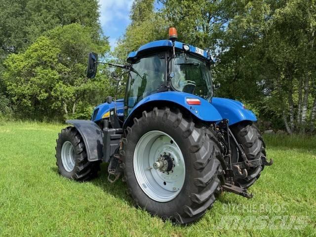 New Holland T 7030 Traktorji