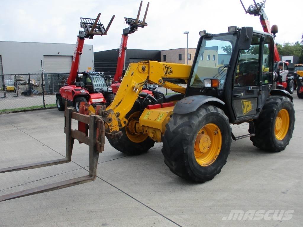 JCB 526 S (628) Teleskopski viličarji