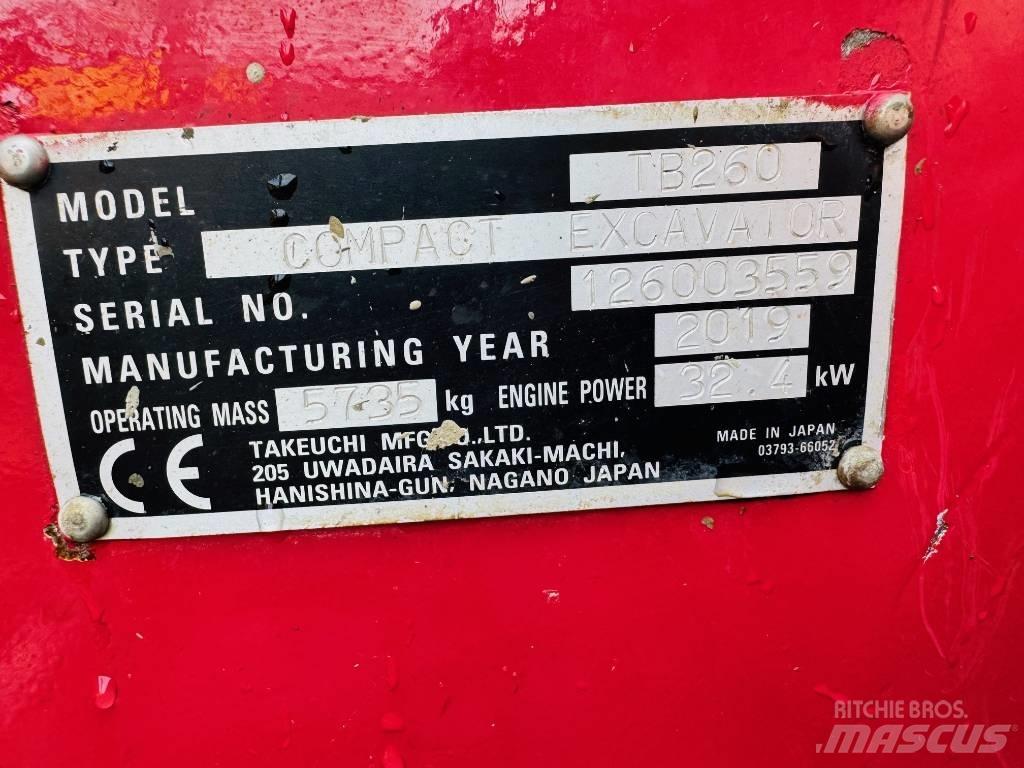 Takeuchi TB 260 Mini bagri <7t