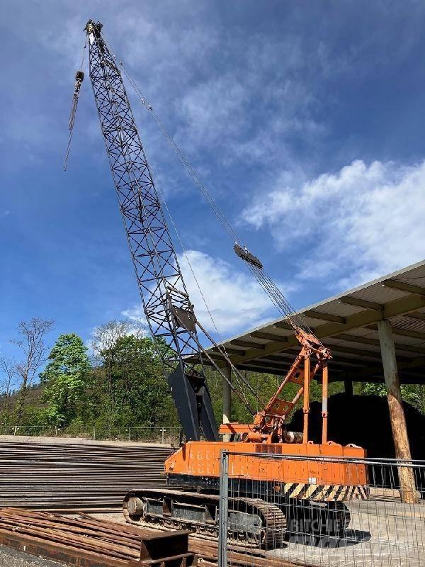 Hitachi KH 180-3 Dvigala na gosenicah