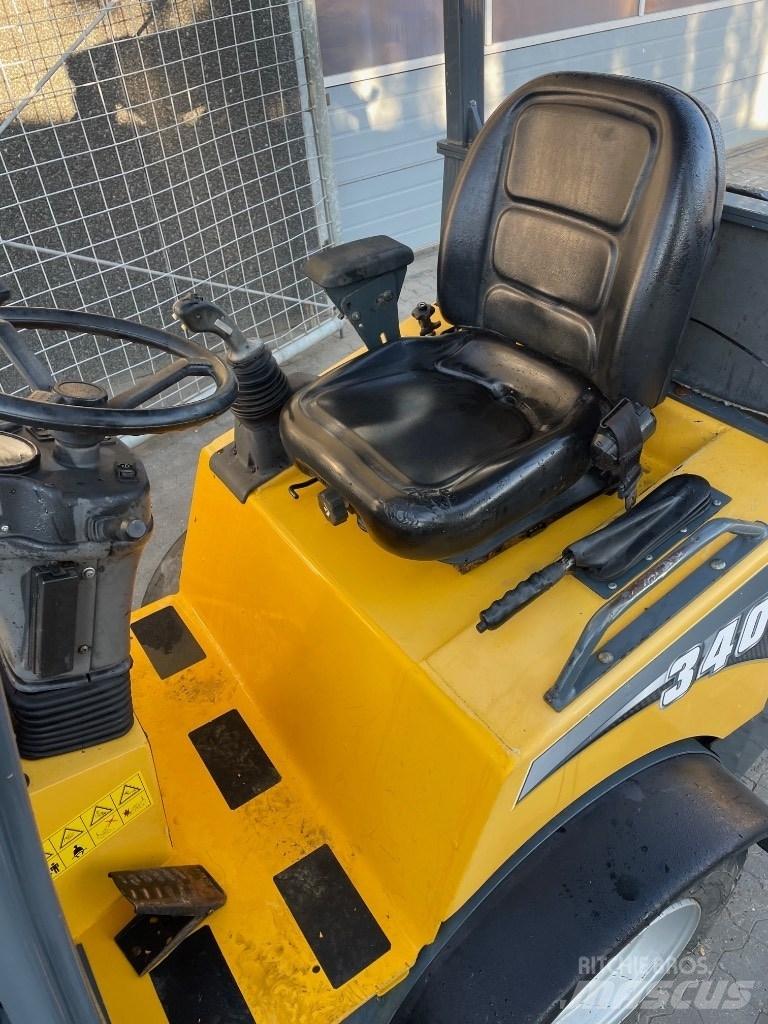 Gehl AL340 Mini nakladalci