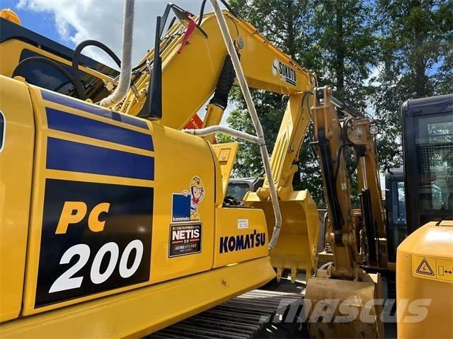 Komatsu PC 200-8 Bagri goseničarji