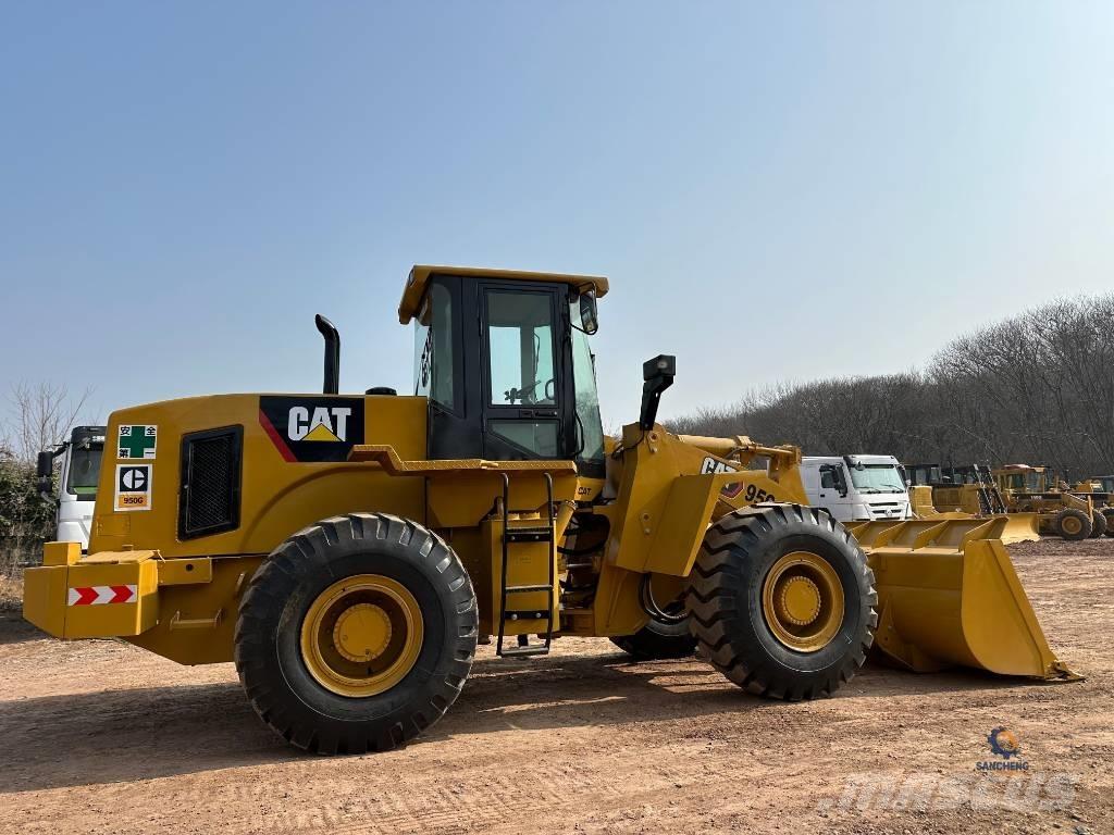 CAT 950 G Kolesni nakladalci