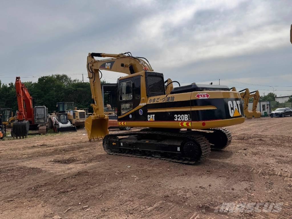 CAT 320B Bagri goseničarji