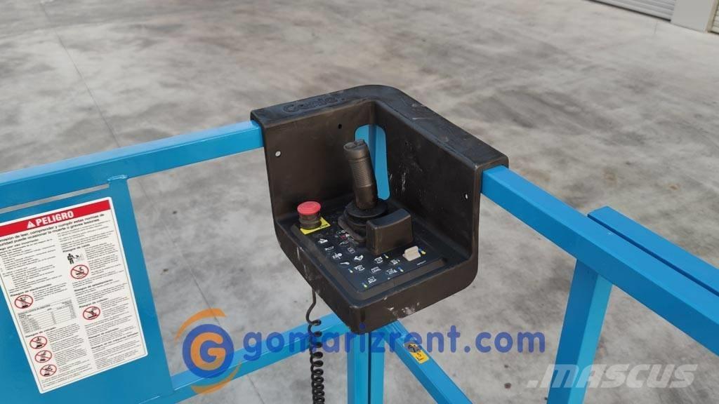 Genie GS 4390 Škarjaste dvižne ploščadi