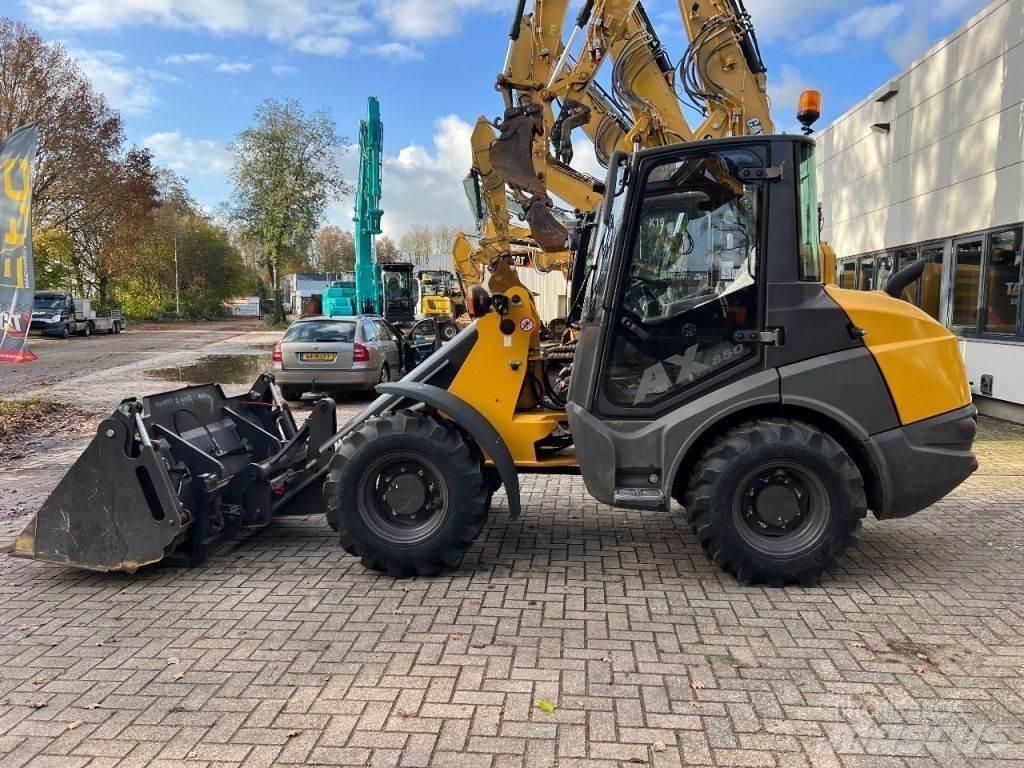 Mecalac AX850 Kolesni nakladalci