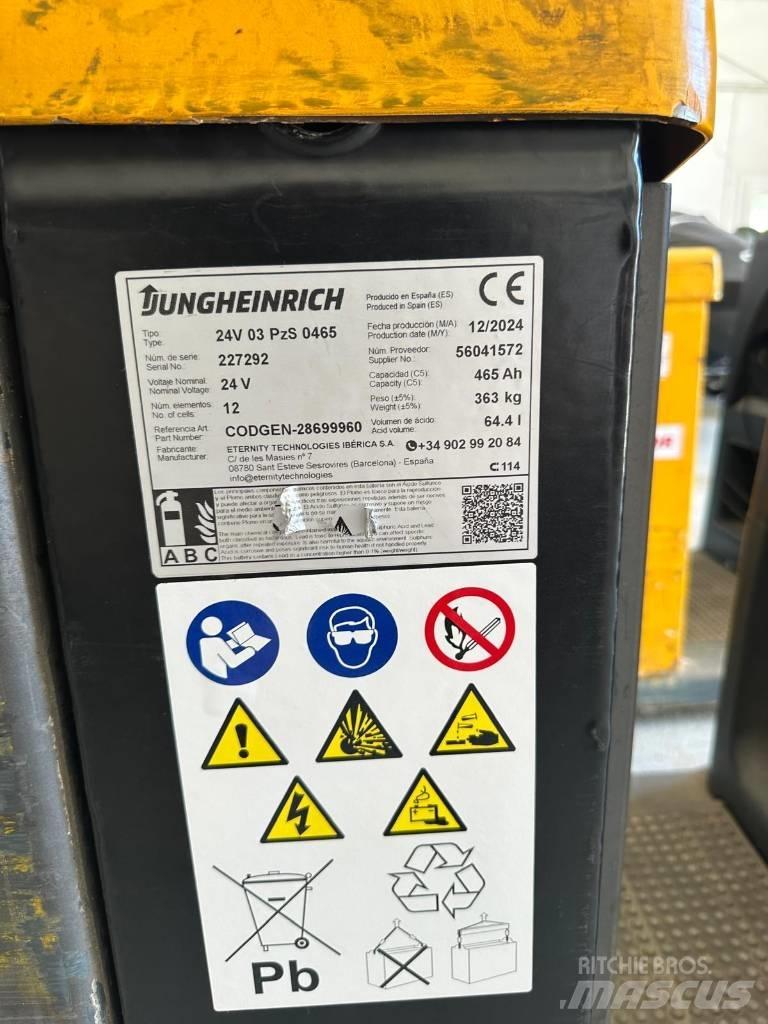 Jungheinrich ECE 225 Električni nizko dvižni viličar