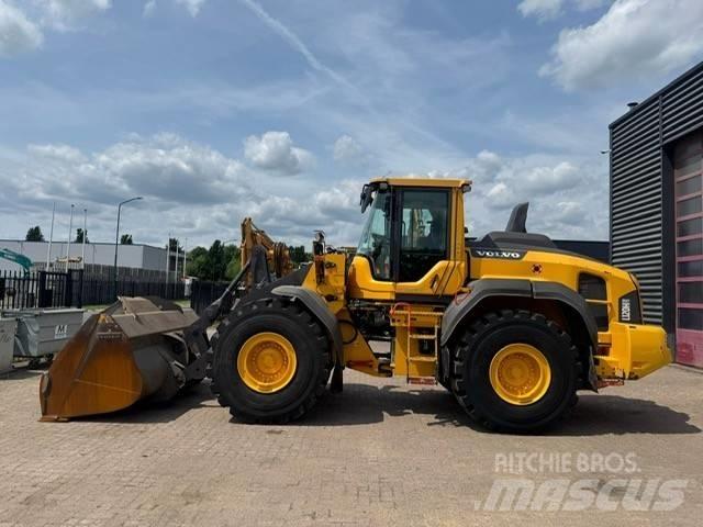 Volvo L 120 H Kolesni nakladalci