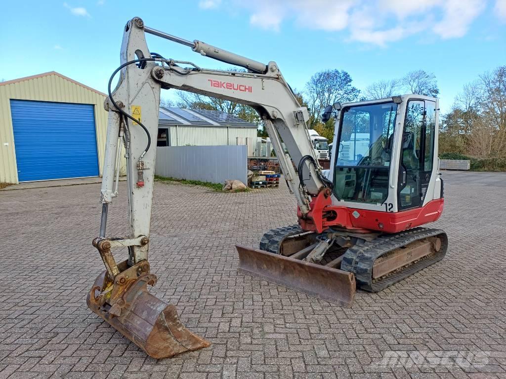 Takeuchi TB 250 Mini bagri <7t