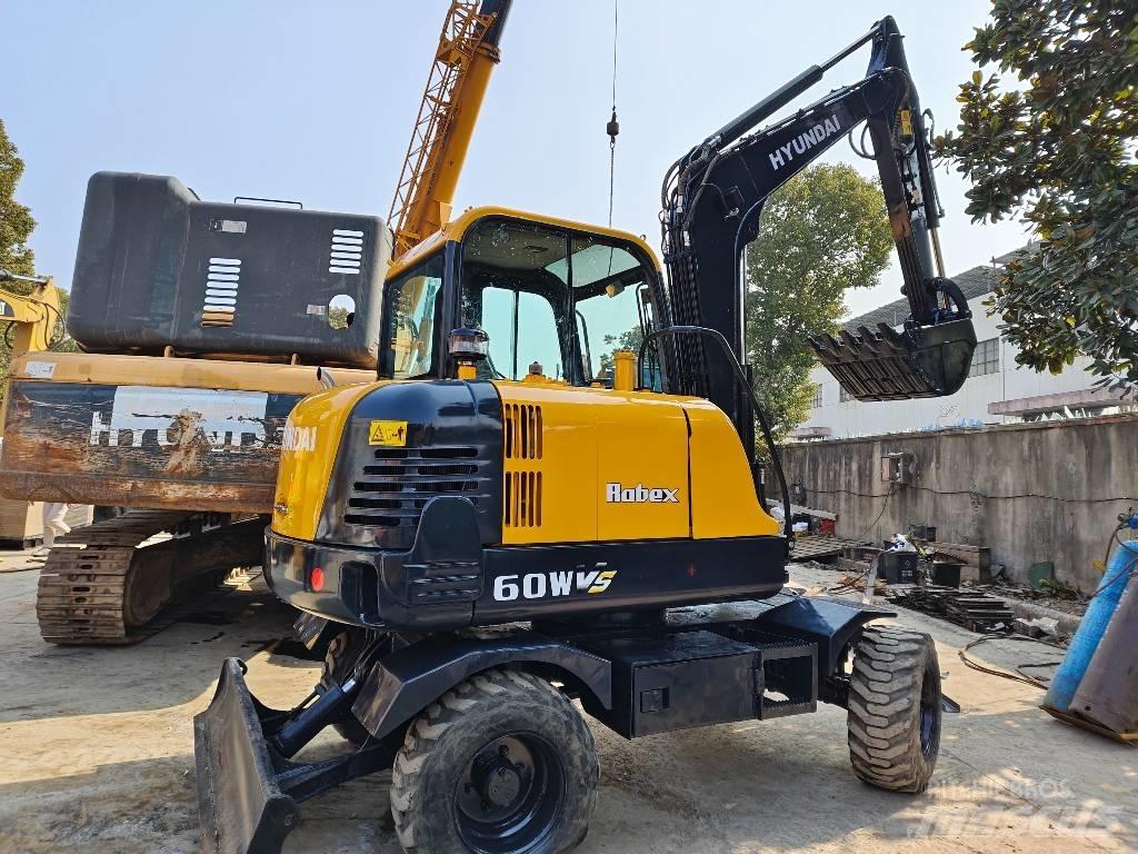 Hyundai Robex 60 W Bagri na kolesih