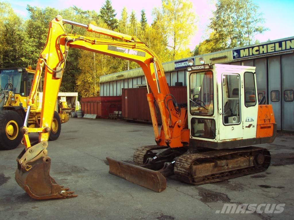 Takeuchi TB 68 S Mini bagri <7t