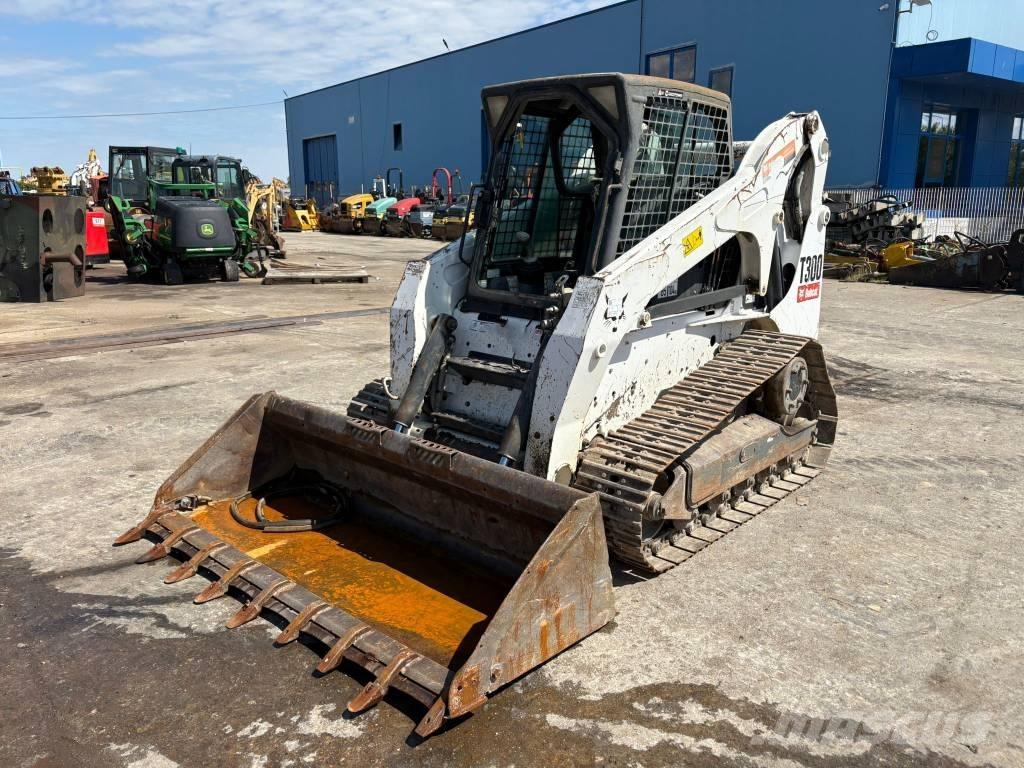Bobcat T 300 Skid steer mini nakladalci