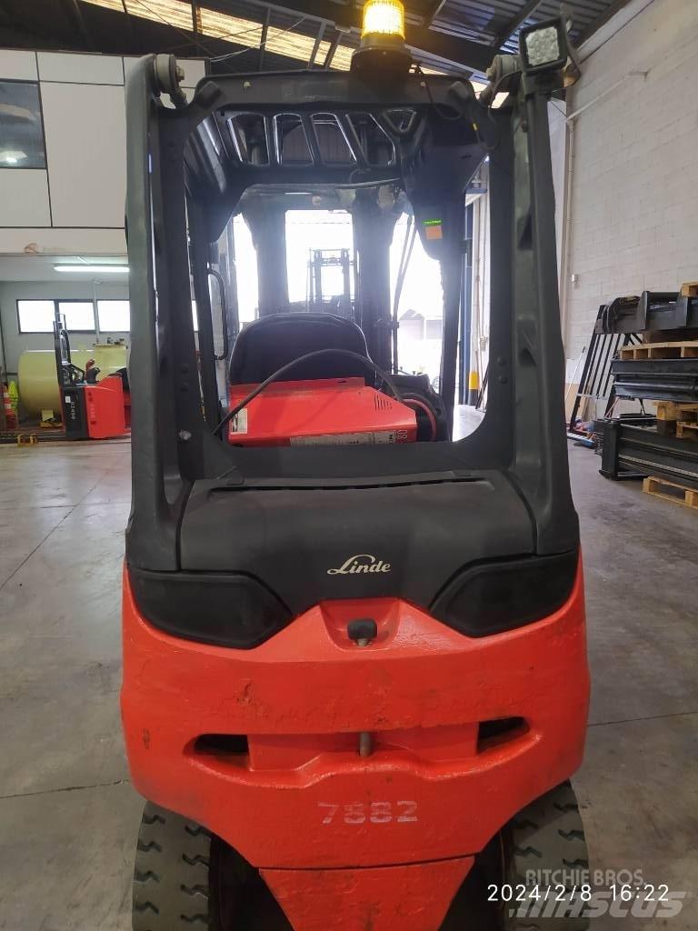 Linde E30/600 Električni viličarji