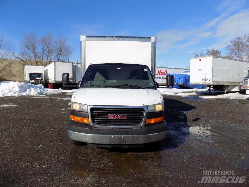 GMC Savana Tovornjaki zabojniki