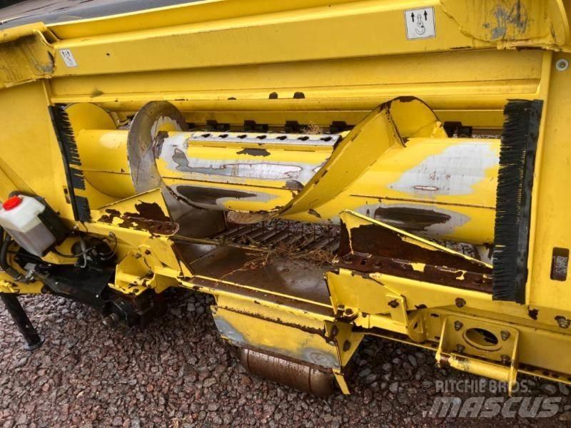 John Deere 8400 Stroji za krmo na lastni pogon