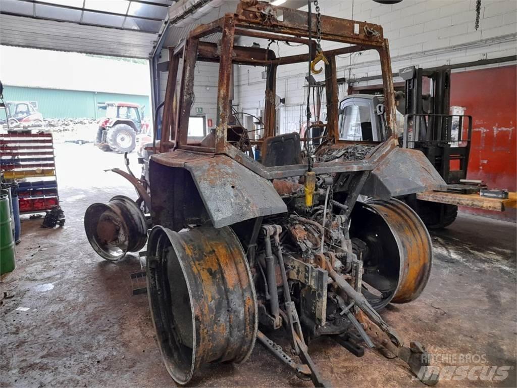 Ford 8240 Traktorji