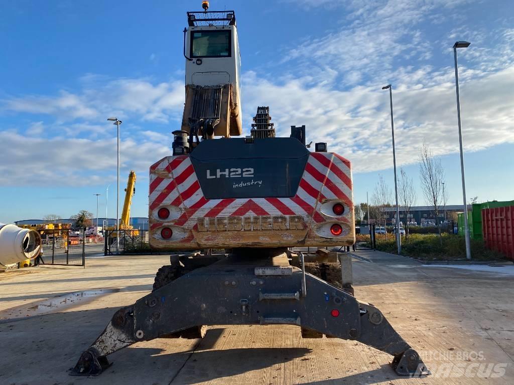 Liebherr LH 22 M Bagri za prekladanje primarnih/sekundarnih surovin