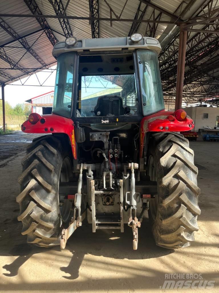 Massey Ferguson 5435 Traktorji