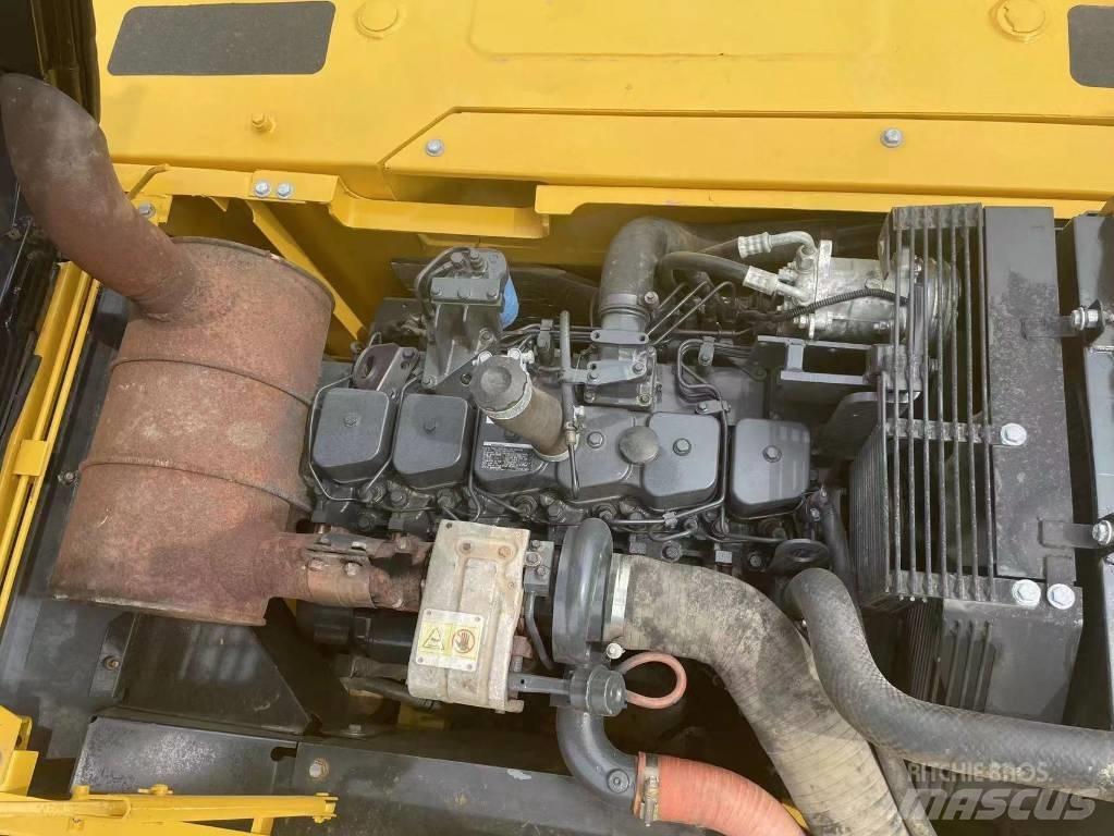 Komatsu pc220-7 Bagri goseničarji