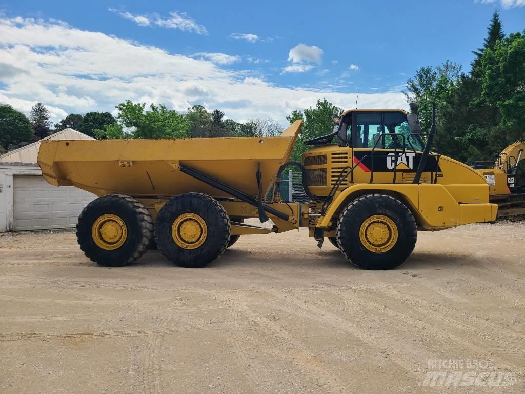 CAT 725 Zglobni demperji