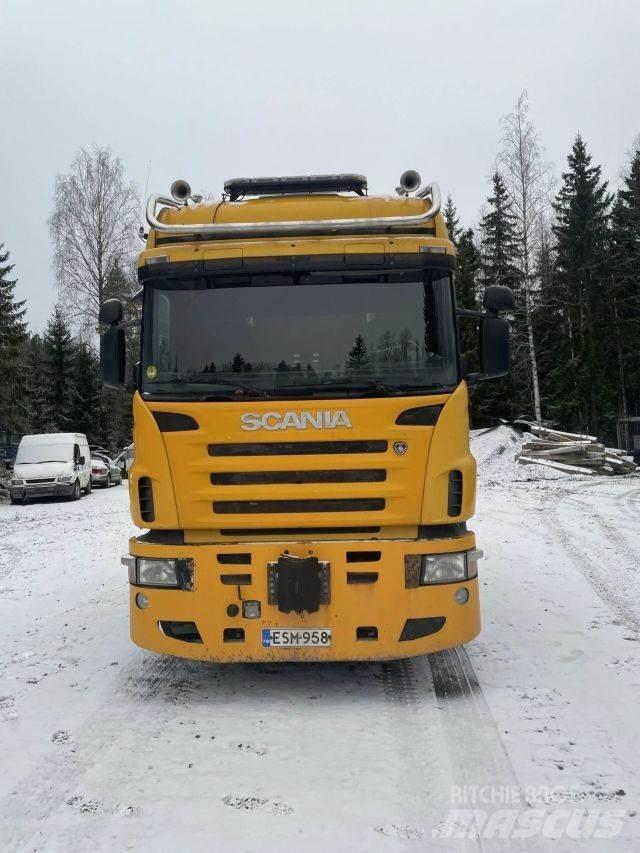 Scania R580 8x4/4 Vlačilci