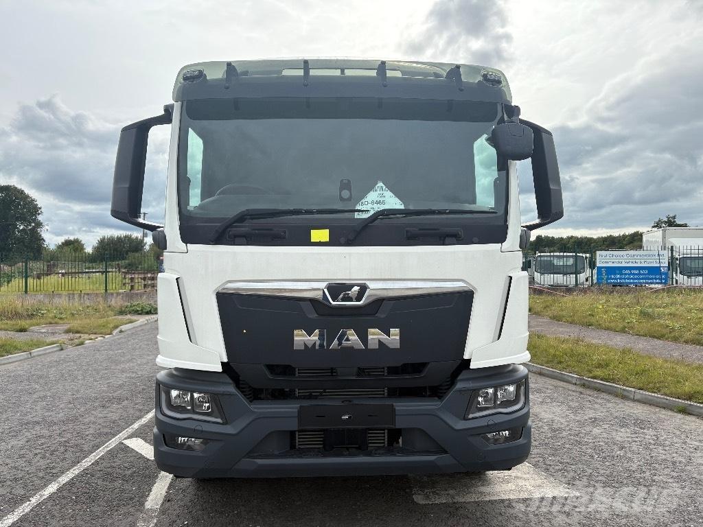 MAN TGM18.250 Tovornjaki s kesonom/platojem