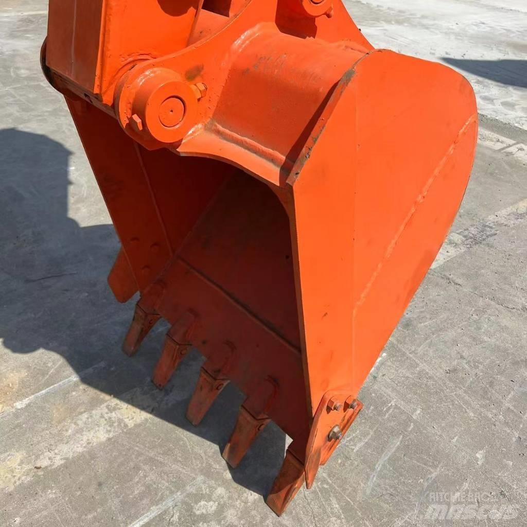 Hitachi ZX 70 Mini bagri <7t