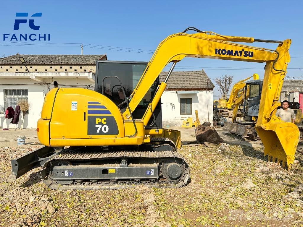 Komatsu PC 70 Bagri goseničarji