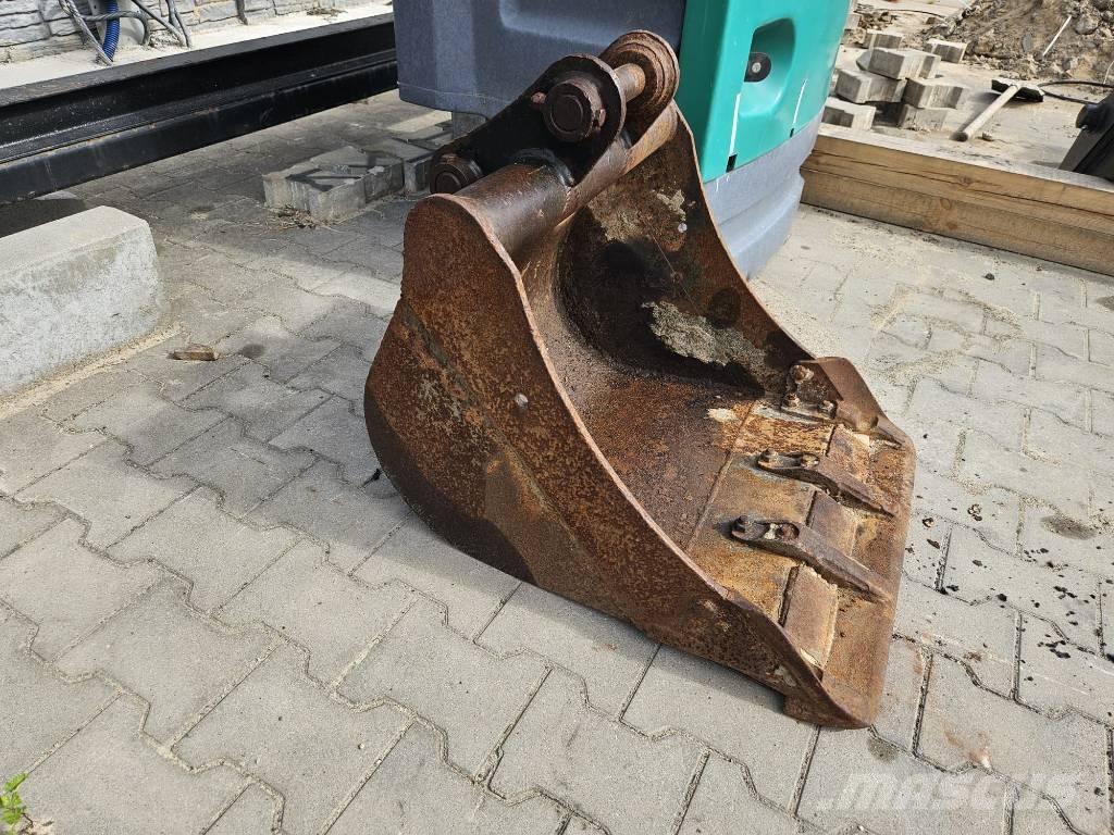 Takeuchi TB 235 Mini bagri <7t