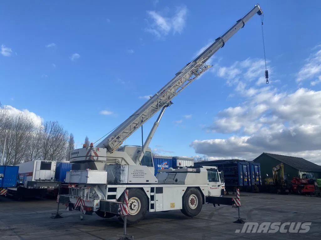 Liebherr LTM1030 Rabljeni žerjavi za vsak teren