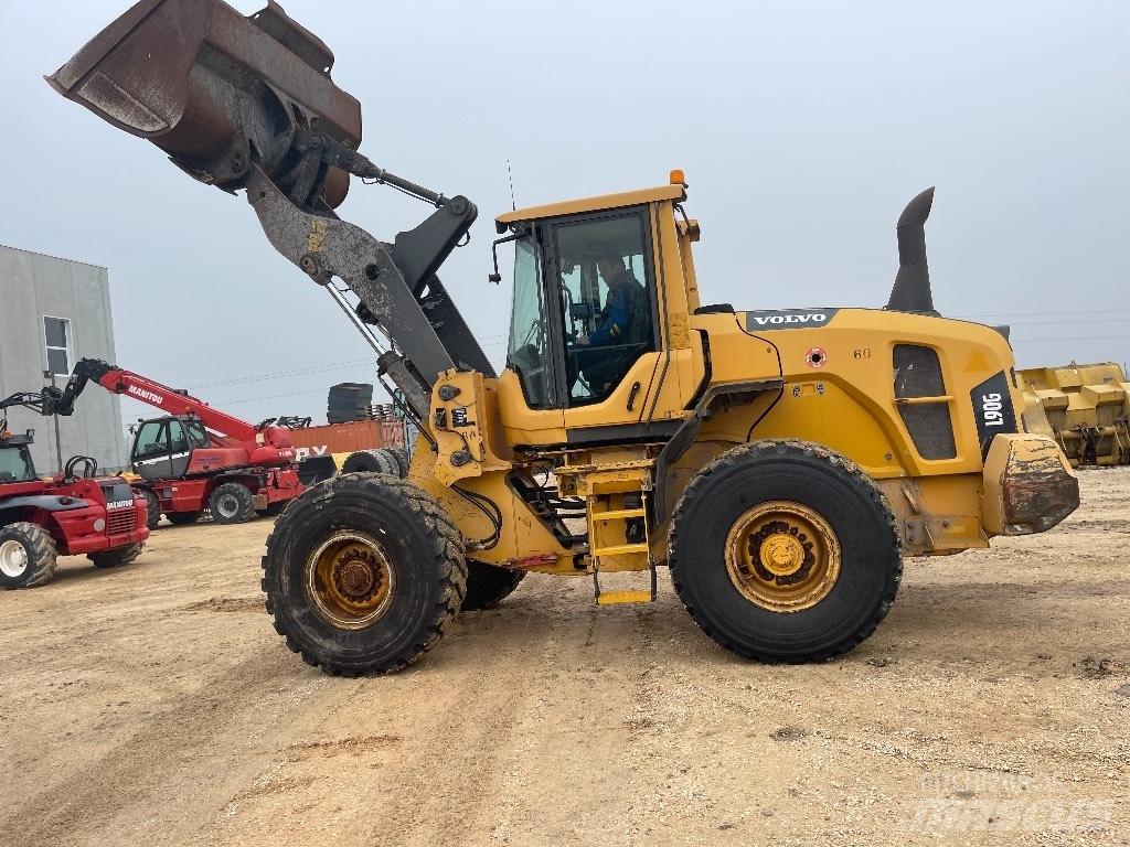 Volvo L 90 G Kolesni nakladalci