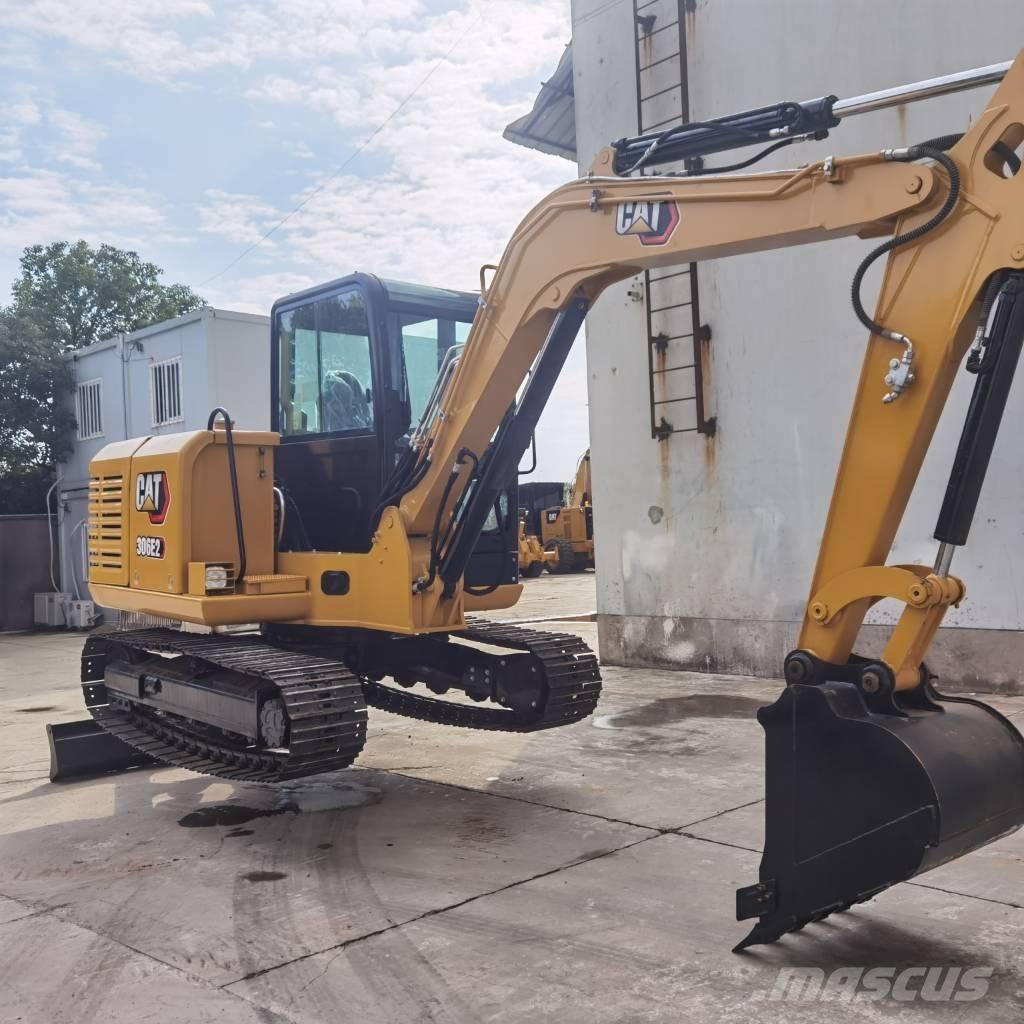 CAT 306E2 Mini bagri <7t