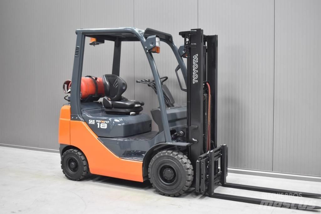 Toyota 02-8FGF18 Plinski viličarji