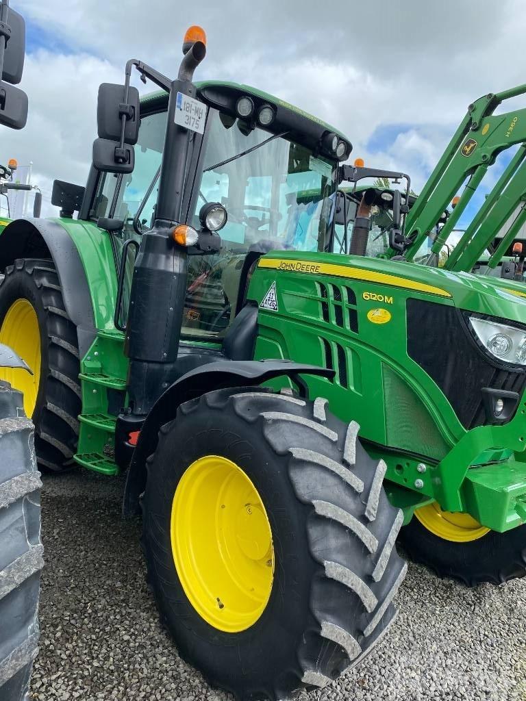 John Deere 6120 M Traktorji