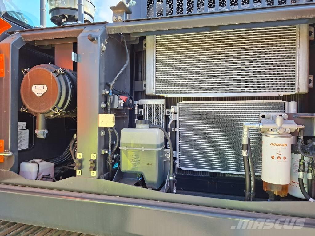 Develon DX225LC-7 Bagri goseničarji