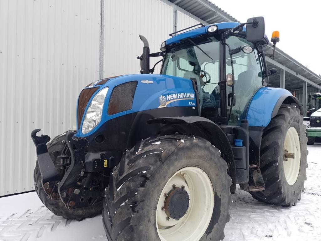 New Holland T 7.175 Traktorji