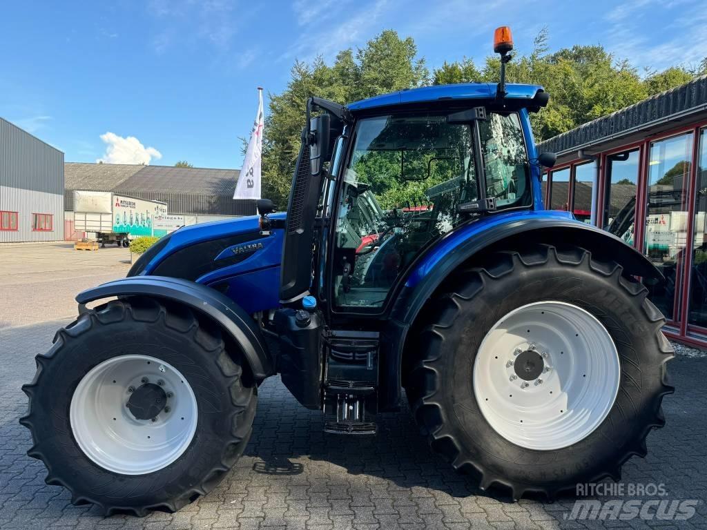 Valtra N 174 A Traktorji