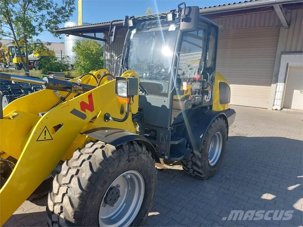 Wacker Neuson WL44 Kolesni nakladalci