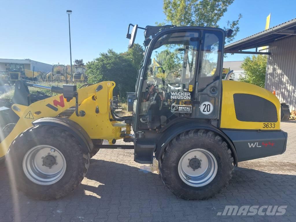 Wacker Neuson WL44 Kolesni nakladalci