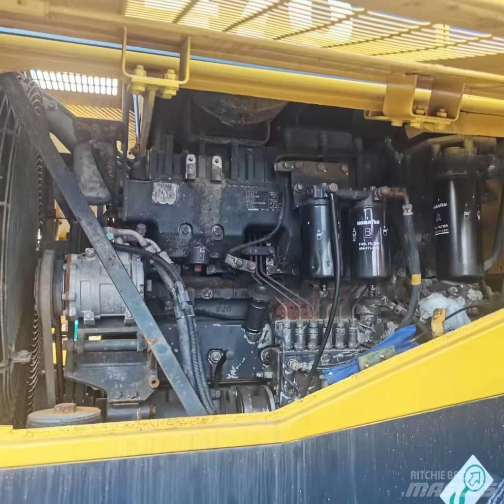Komatsu WA 320-5 Kolesni nakladalci