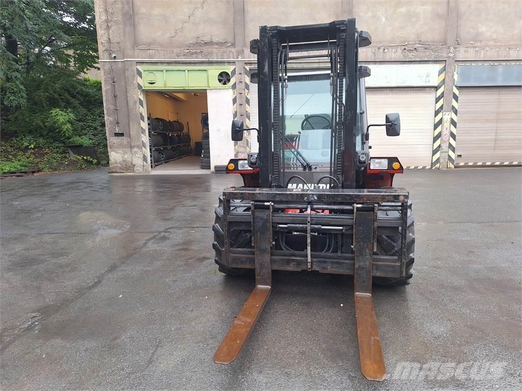 Manitou M40-2 S4 Gradbeništvo - drugo