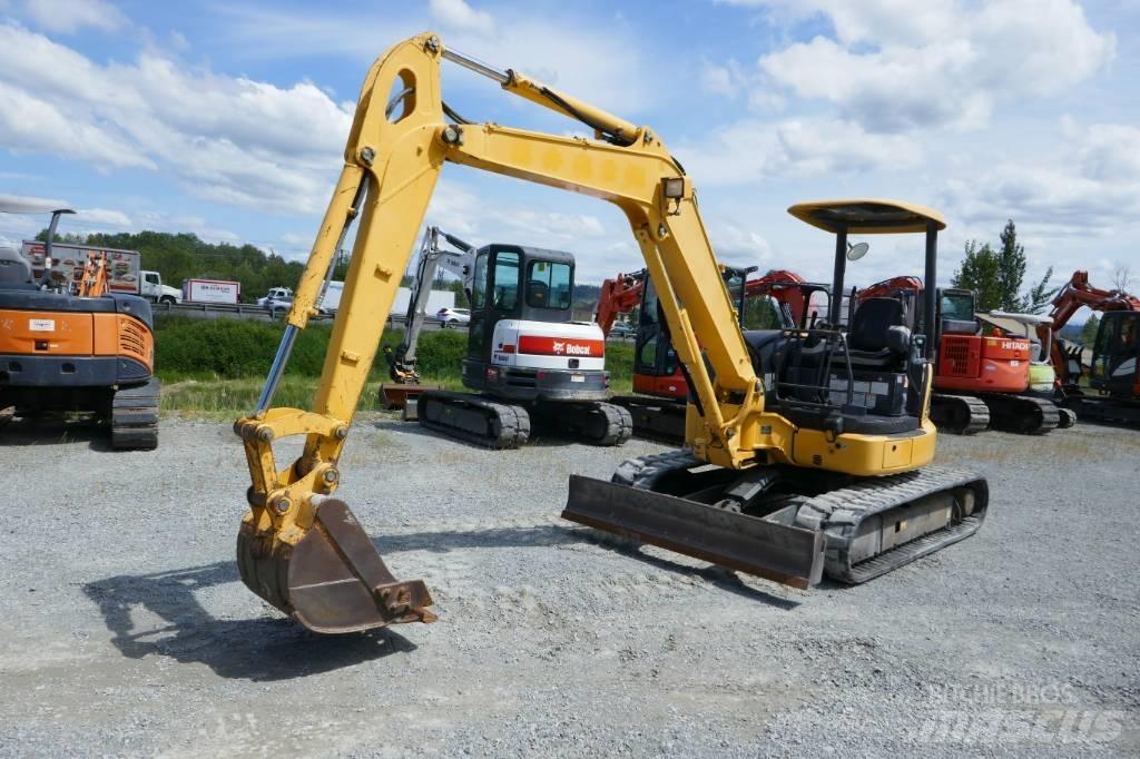 Komatsu PC 55 MR-3 Mini bagri <7t