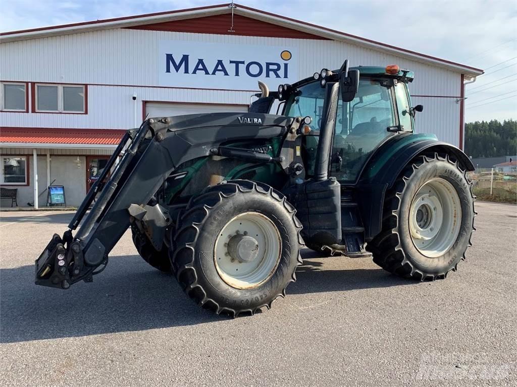 Valtra T234 Direct Traktorji