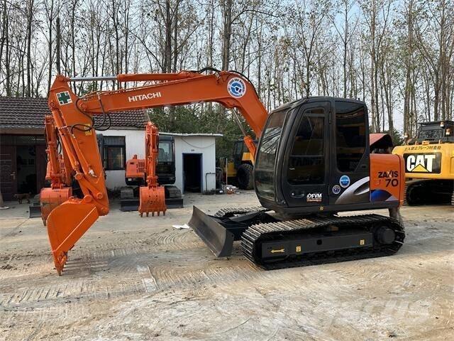 Hitachi ZX70 Bagri goseničarji